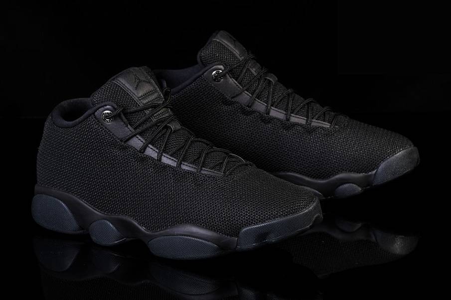 Фото № 1 с приближением к товару «‎Nike Air Jordan Horizon Triple »