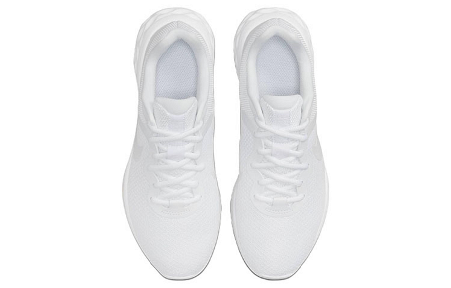 Фото № 4 с приближением к товару «‎ Nike REVOLUTION Running shoes»