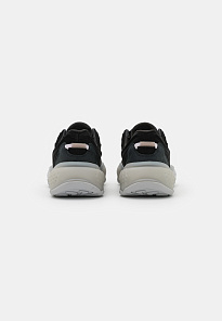 Фото № 4 с приближением к товару «‎Adidas Ozrah »
