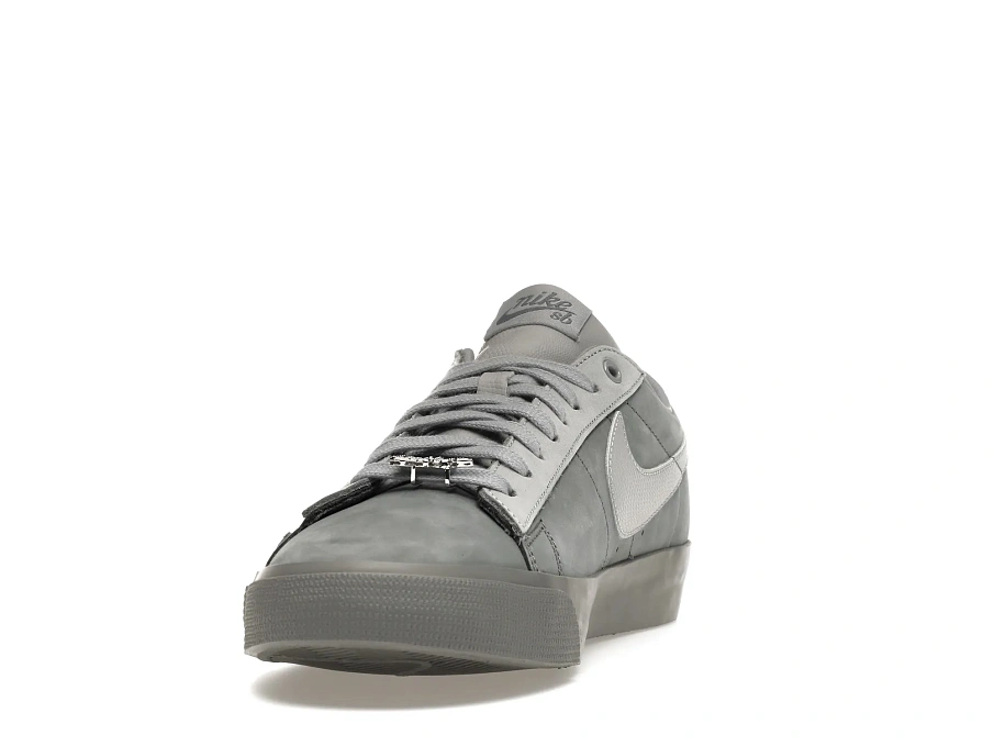 Фото № 4 с приближением к товару «‎Nike SB Blazer Low FPAR Cool Grey»