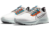 Фото № 3 с приближением к товару «‎Nike Air Zoom Pegasus 38 Sneakers WhiteBrownBlue»
