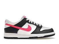 Фото № 1 с приближением к товару «‎Nike Dunk Low»