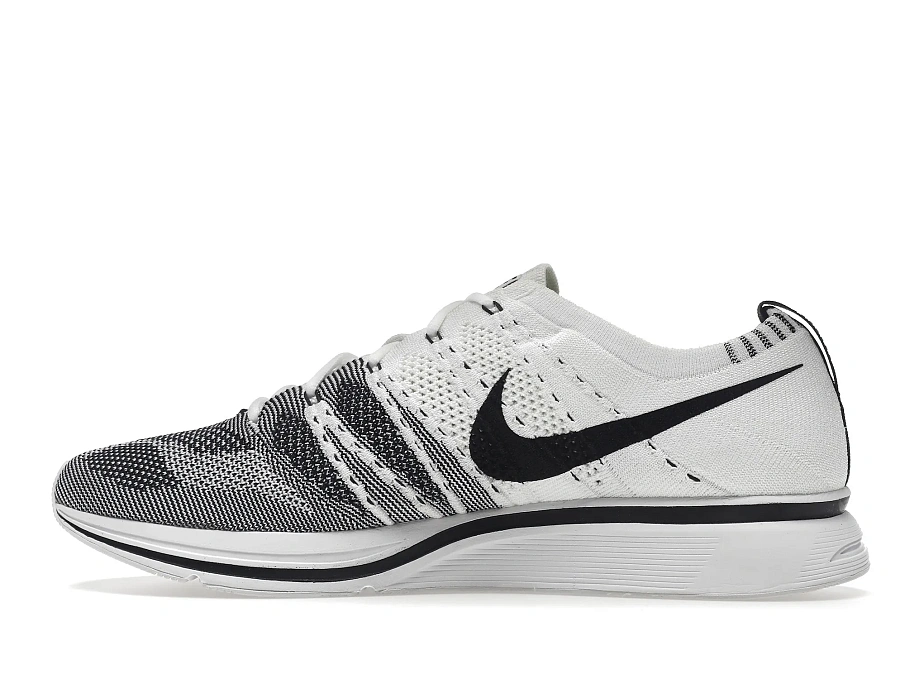 Фото № 5 с приближением к товару «‎Nike Flyknit Trainer White Black (2017)»