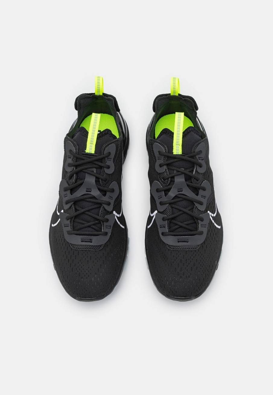 Фото № 3 с приближением к товару «‎Nike React Vision WT »