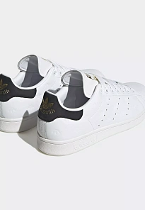 Фото № 2 с приближением к товару «‎STAN SMITH»