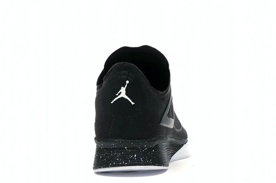 Фото № 4 с приближением к товару «‎Jordan 89 Racer Oreo»
