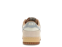 Фото № 4 с приближением к товару «‎Nike Dunk Low»