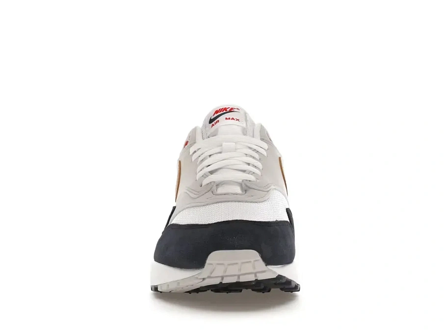 Фото № 2 с приближением к товару «‎Nike Air Max 1»