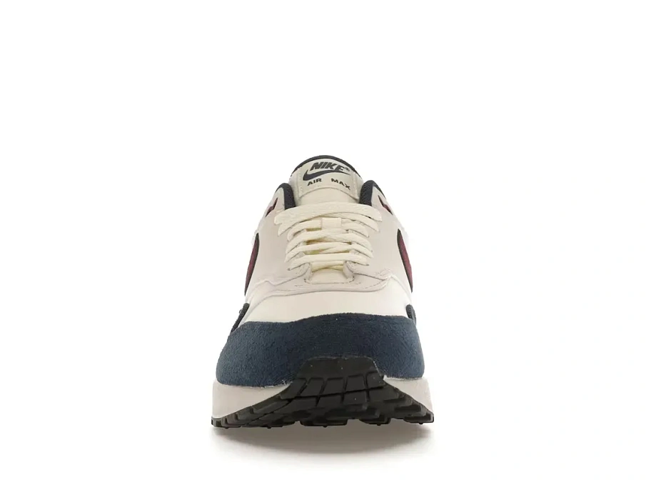 Фото № 2 с приближением к товару «‎Nike Air Max 1»