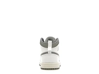Фото № 4 с приближением к товару «‎Jordan 1 Mid»