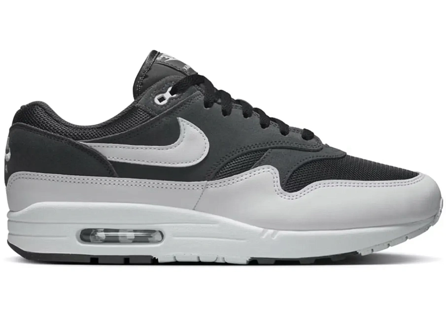 Фото № 1 с приближением к товару «‎Nike Air Max 1 Essential»