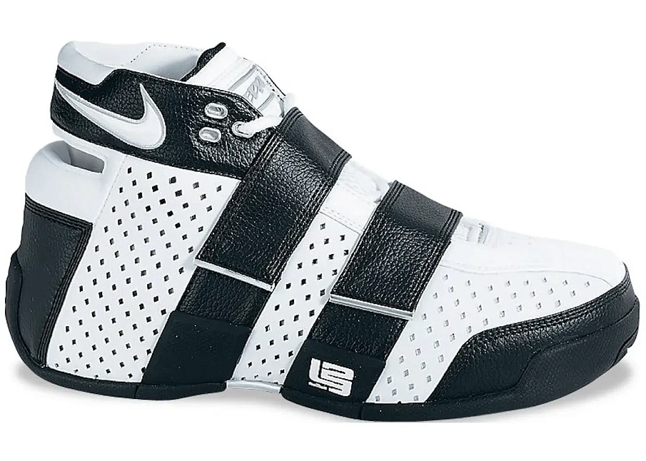 Фото № 1 с приближением к товару «‎Nike LeBron 20-5-5 White Metallic Silver Black»