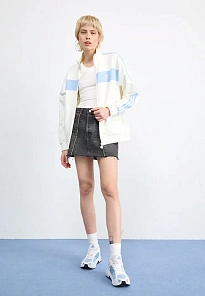 Фото № 4 с приближением к товару «‎RESPONSE CL W»