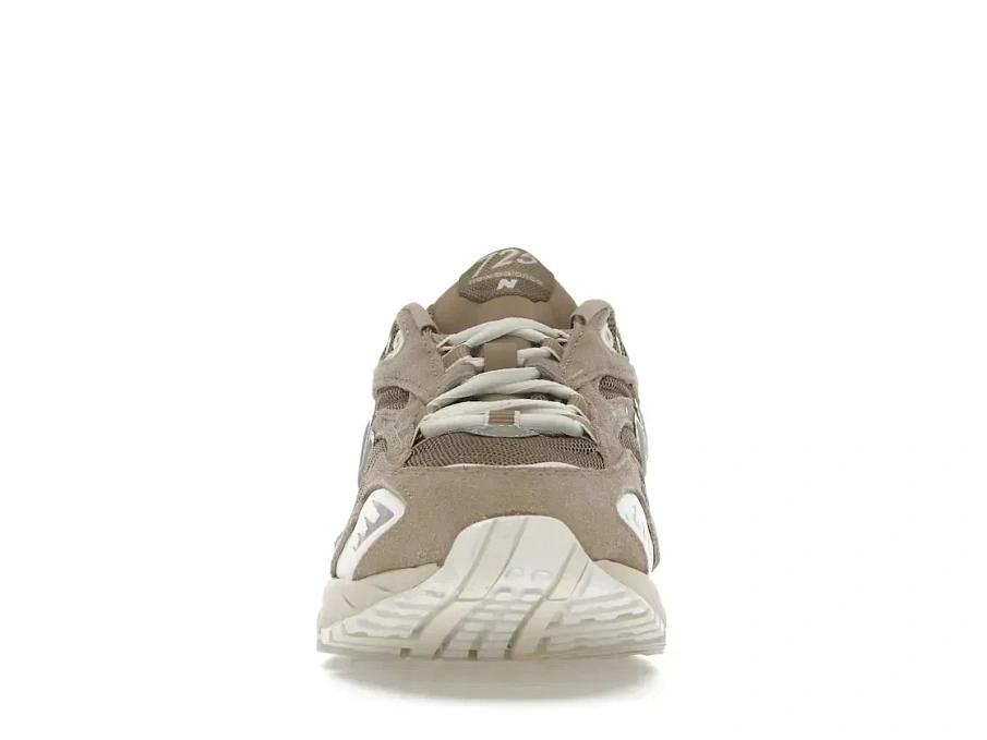 Фото № 2 с приближением к товару «‎New Balance 725»