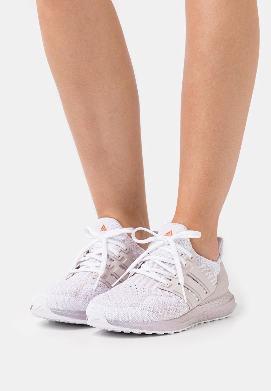 Фото № 1 с приближением к товару «‎Adidas Ultraboost »