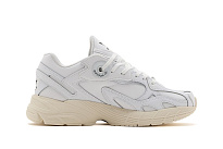 Фото № 3 с приближением к товару «‎Adidas Astir W»