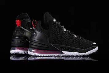 Nike Lebron 18 - 3