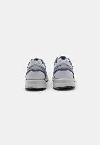 Фото № 3 с приближением к товару «‎JOG 100S UNISEX»