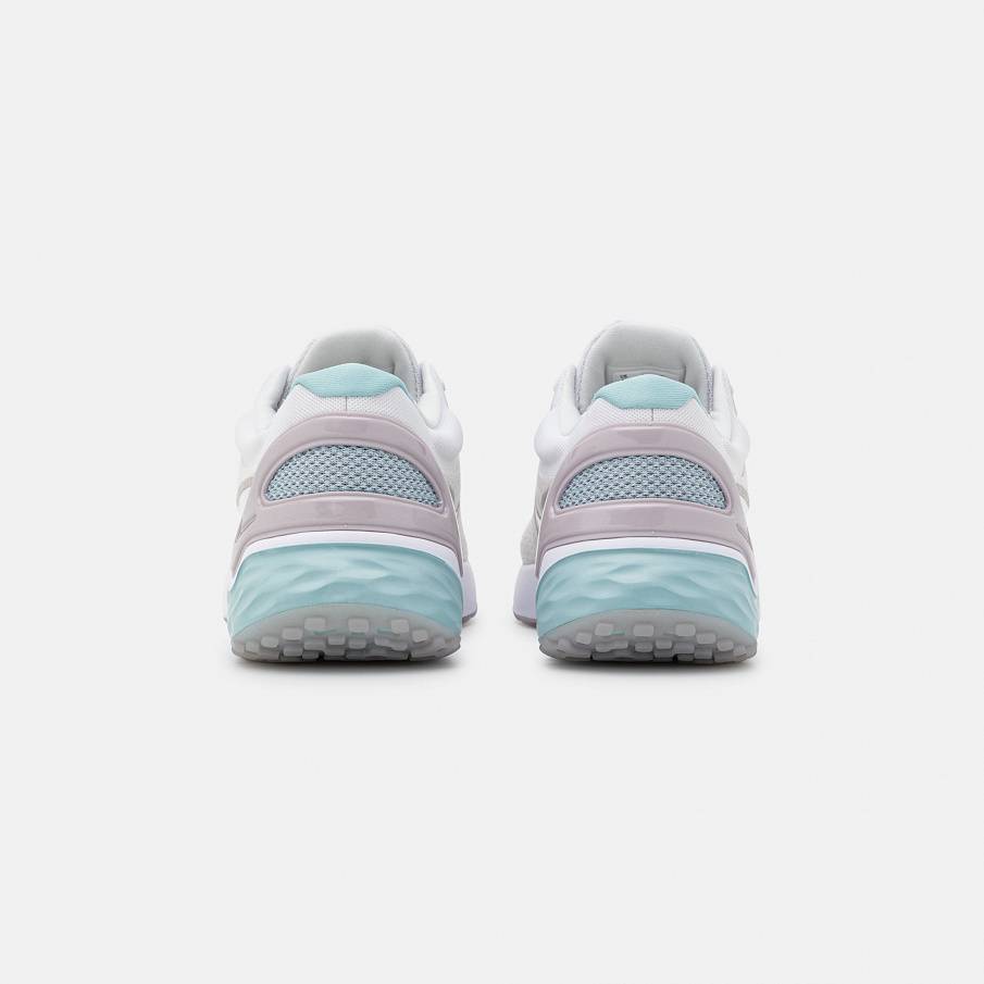 Фото № 3 с приближением к товару «‎Nike Renew 3 Prm»