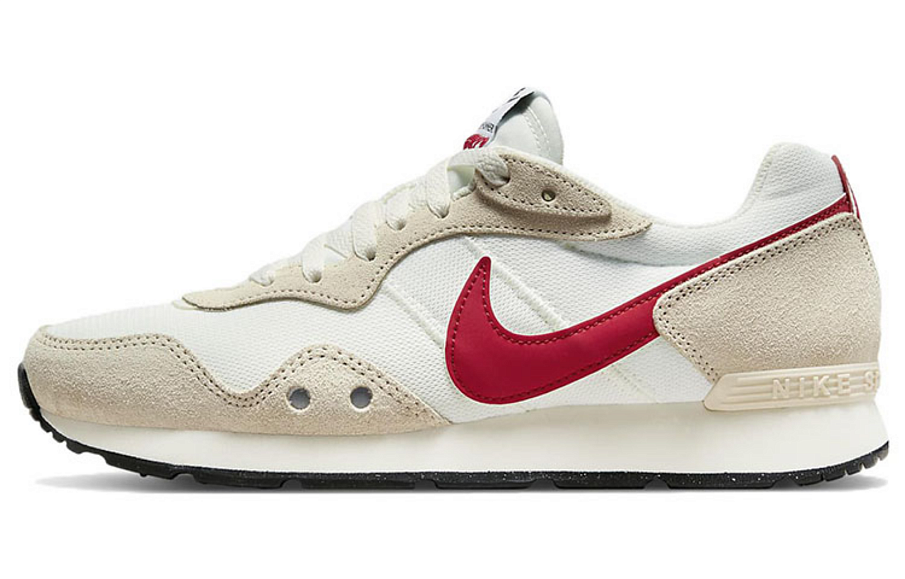 Фото № 1 с приближением к товару «‎ Nike Venture Runner Running shoes»