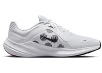 Фото № 1 с приближением к товару «‎Nike Quest 5»