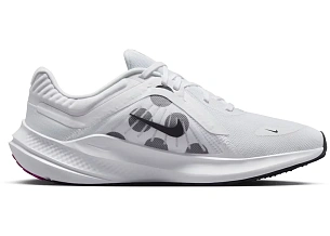 Nike Quest 5