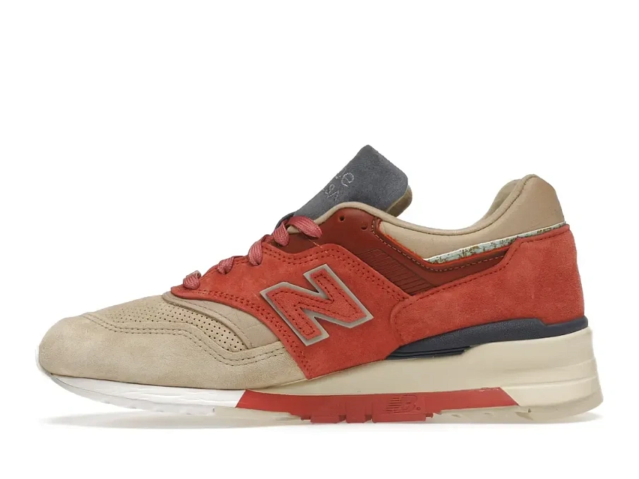 Фото № 3 с приближением к товару «‎New Balance 997»