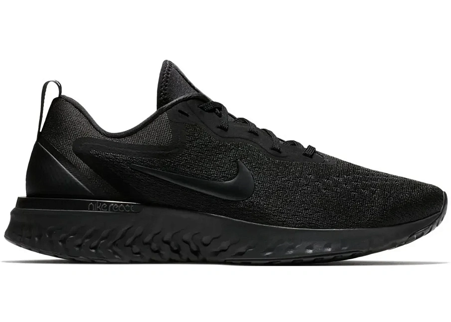 Фото № 1 с приближением к товару «‎Nike Odyssey React Triple Black »