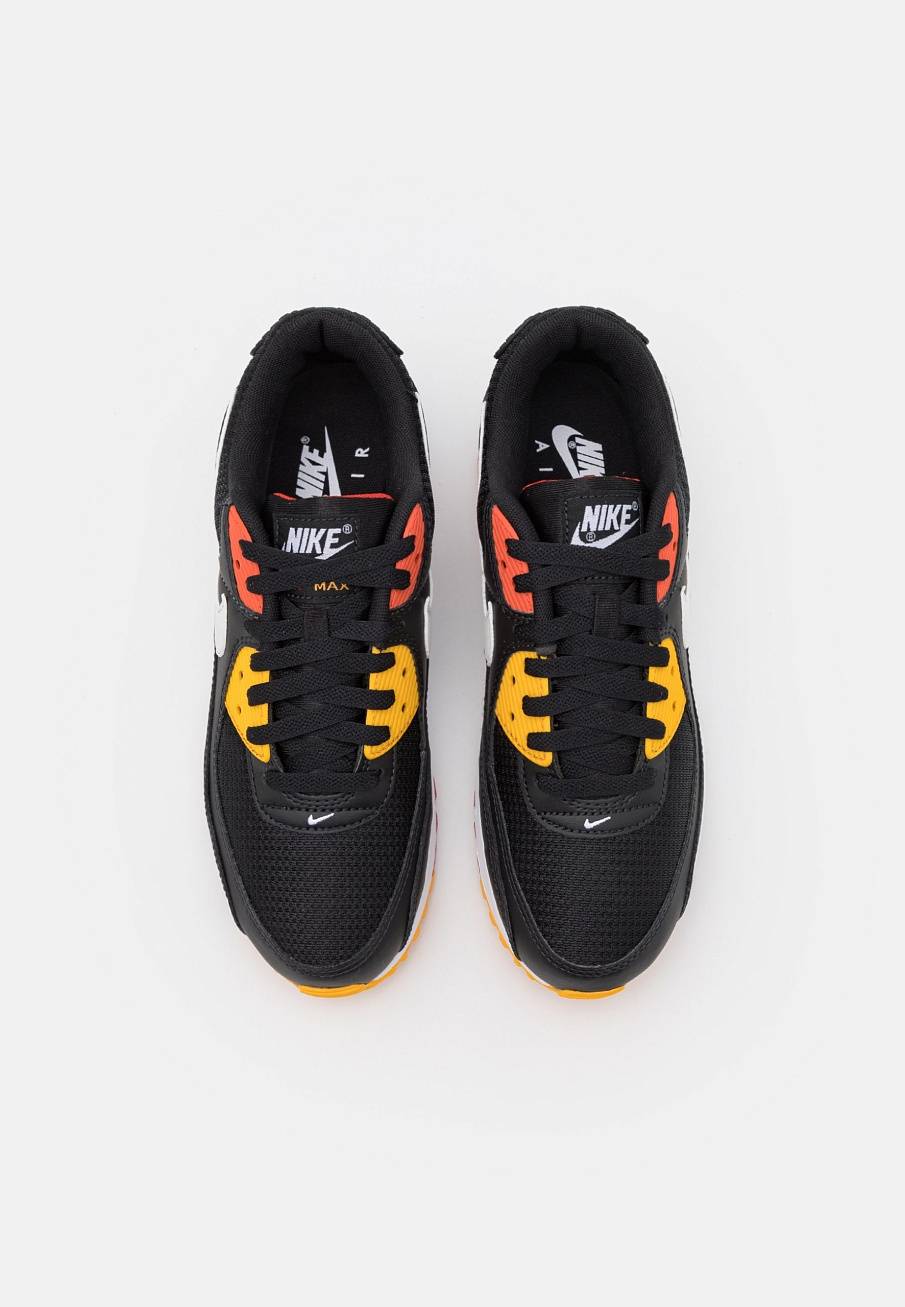 Фото № 4 с приближением к товару «‎Nike Air Max 90 »