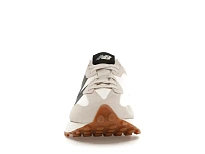 Фото № 2 с приближением к товару «‎New Balance 327»