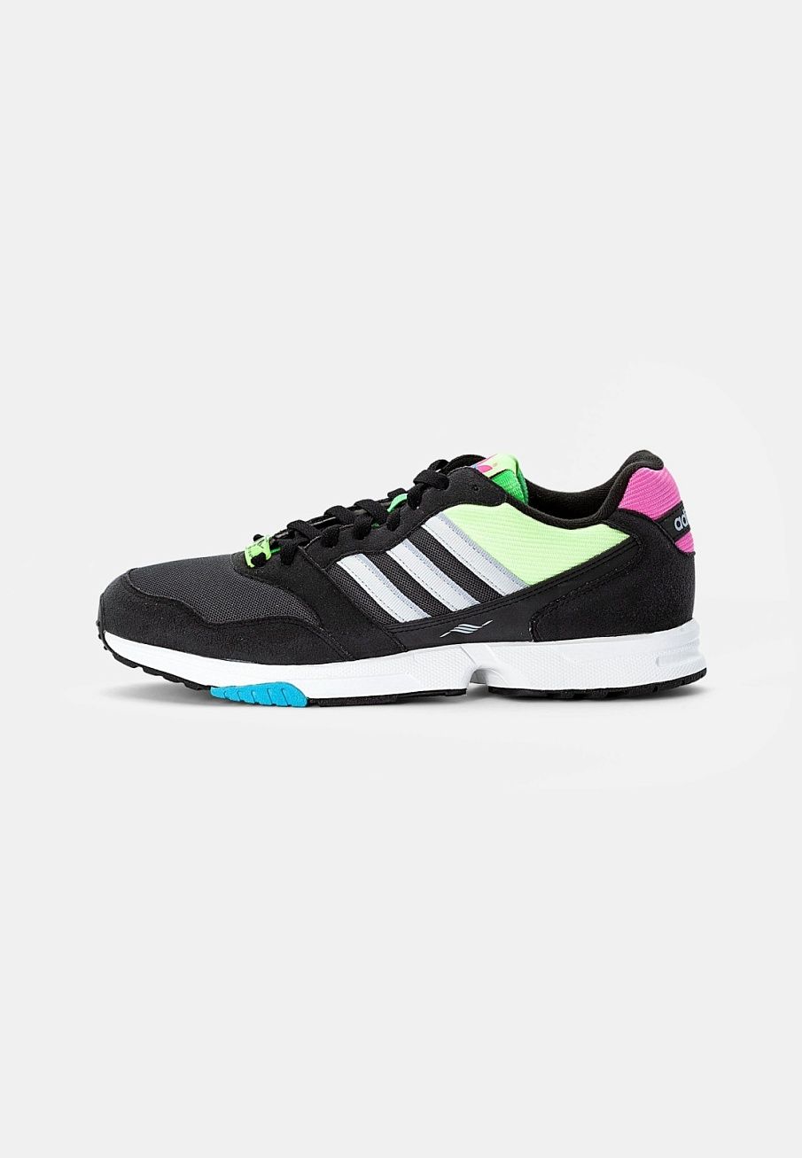 Фото № 1 с приближением к товару «‎Adidas Zx 1000 »