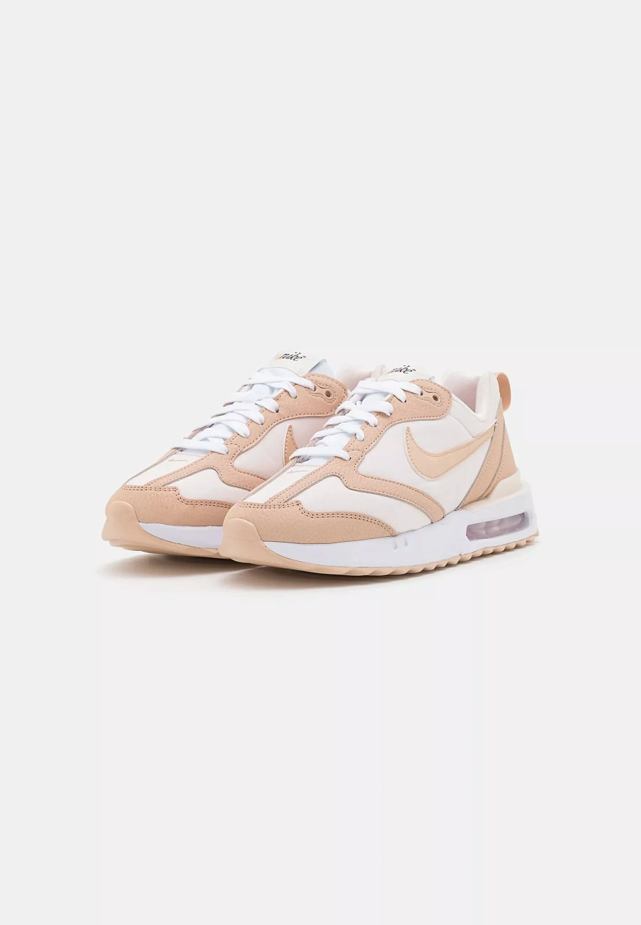 Фото № 2 с приближением к товару «‎W AIR MAX DAWN EWT STYLE»