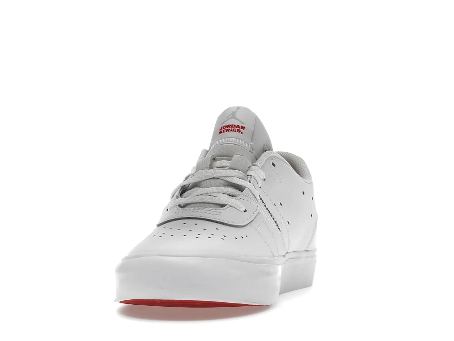 Фото № 4 с приближением к товару «‎Jordan Series ES White Red Sole»