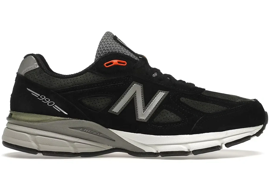Фото № 1 с приближением к товару «‎New Balance 990v4»