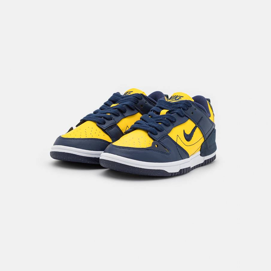 Фото № 3 с приближением к товару «‎Nike Dunk Disrupt 2 »