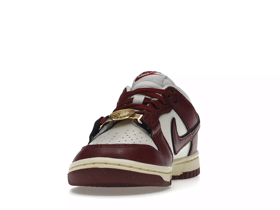 Фото № 5 с приближением к товару «‎Nike Dunk Low SE Sisterhood Sail Team Red »