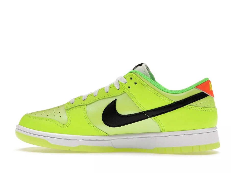 Фото № 3 с приближением к товару «‎Nike Dunk Low SE Splash Volt»