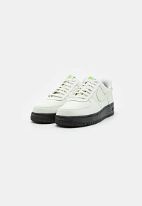Фото № 2 с приближением к товару «‎AIR FORCE 1 '07»