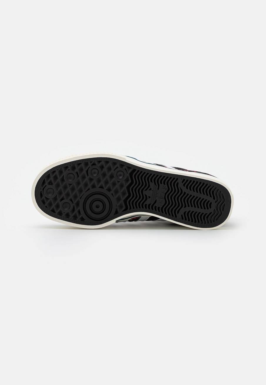 Фото № 5 с приближением к товару «‎Adidas Nizza Platform »