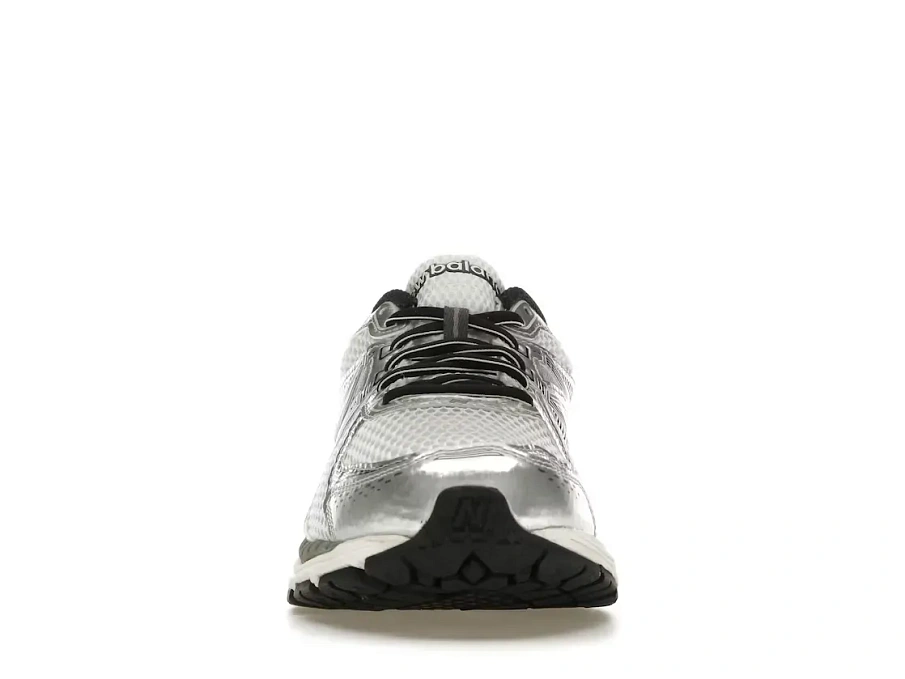 Фото № 2 с приближением к товару «‎New Balance 860v2»