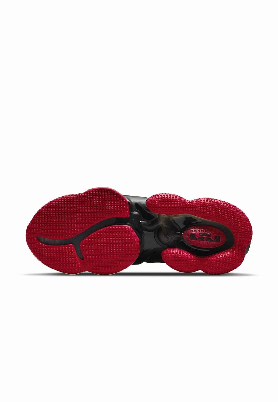 Фото № 5 с приближением к товару «‎Nike Lebron»