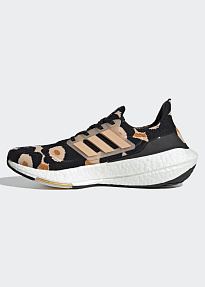 Фото № 1 с приближением к товару «‎Adidas Ultraboost»