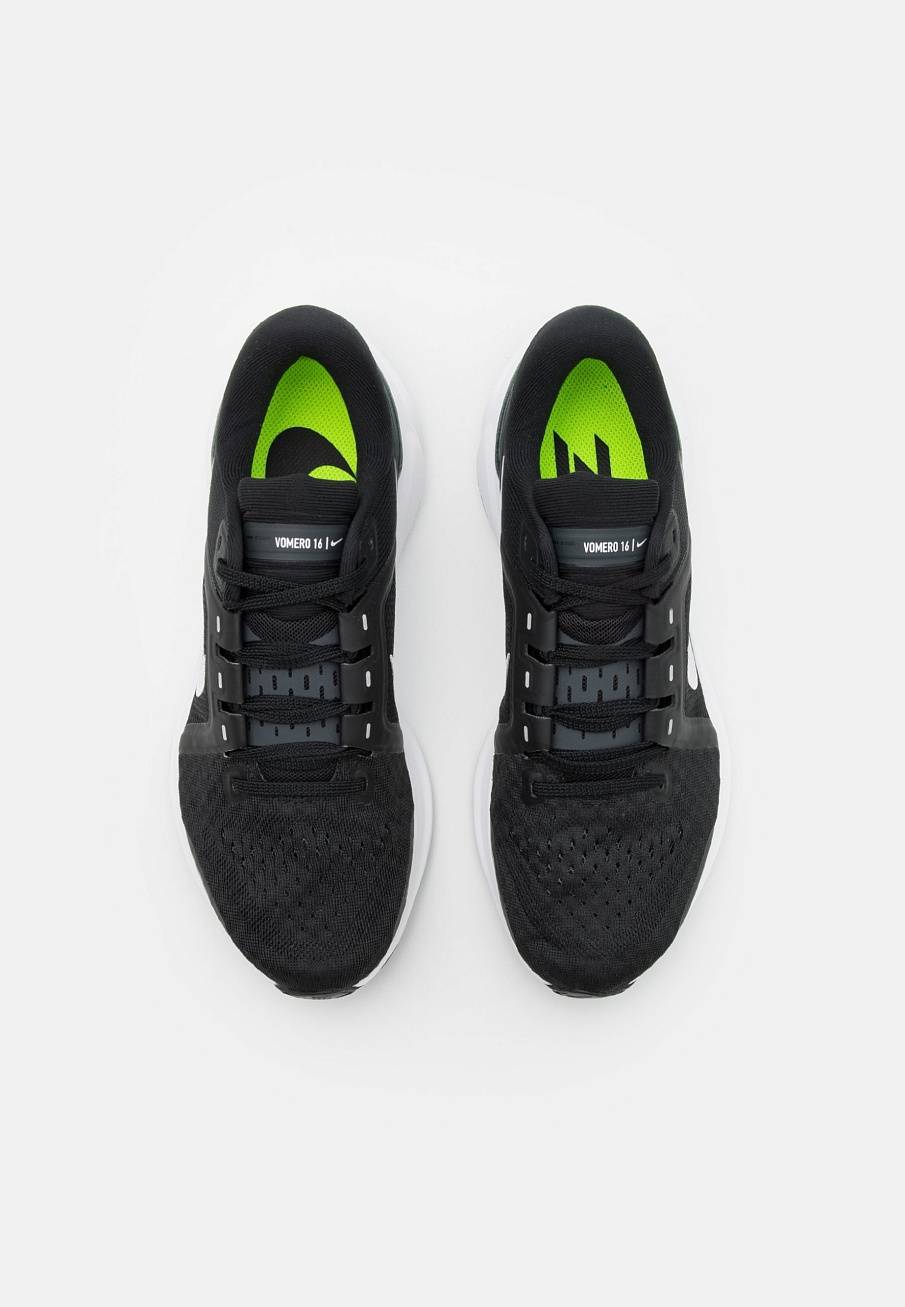 Фото № 4 с приближением к товару «‎Nike Air Zoom Vomero»