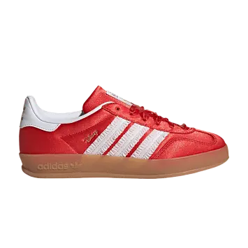 adidas Disney X Gazelle Indoor J Alice In Wonderland