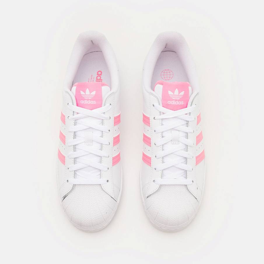 Фото № 4 с приближением к товару «‎Adidas Superstar »