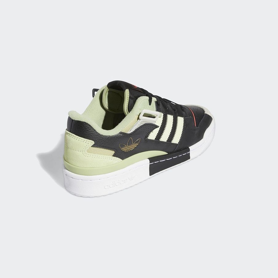Фото № 4 с приближением к товару «‎Adidas Forum »