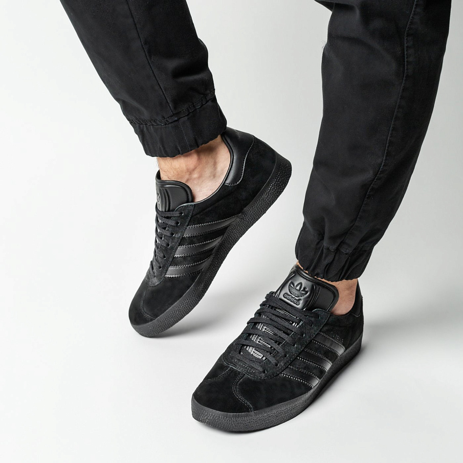 Фото № 2 с приближением к товару «‎Adidas Gazelle»