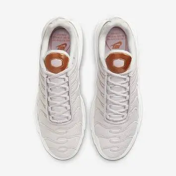 Nike Air Max Plus - 4