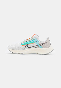 Фото № 1 с приближением к товару «‎Nike Air Zoom Pegasus 38»