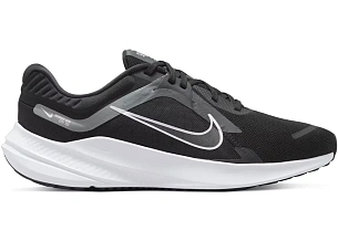 Nike Quest 5